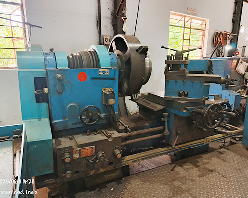 LATHE MACHINES